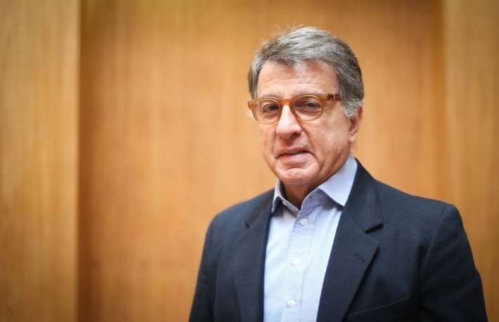 Coordenador de Flávio se reúne com Fachin e diz que ‘não haverá vingança nem omissão’ em relação ao STF
