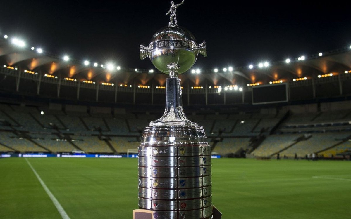 Futebol carioca faz história: Flamengo, Fluminense e Vasco chegam juntos às semifinais continentais pela primeira vez